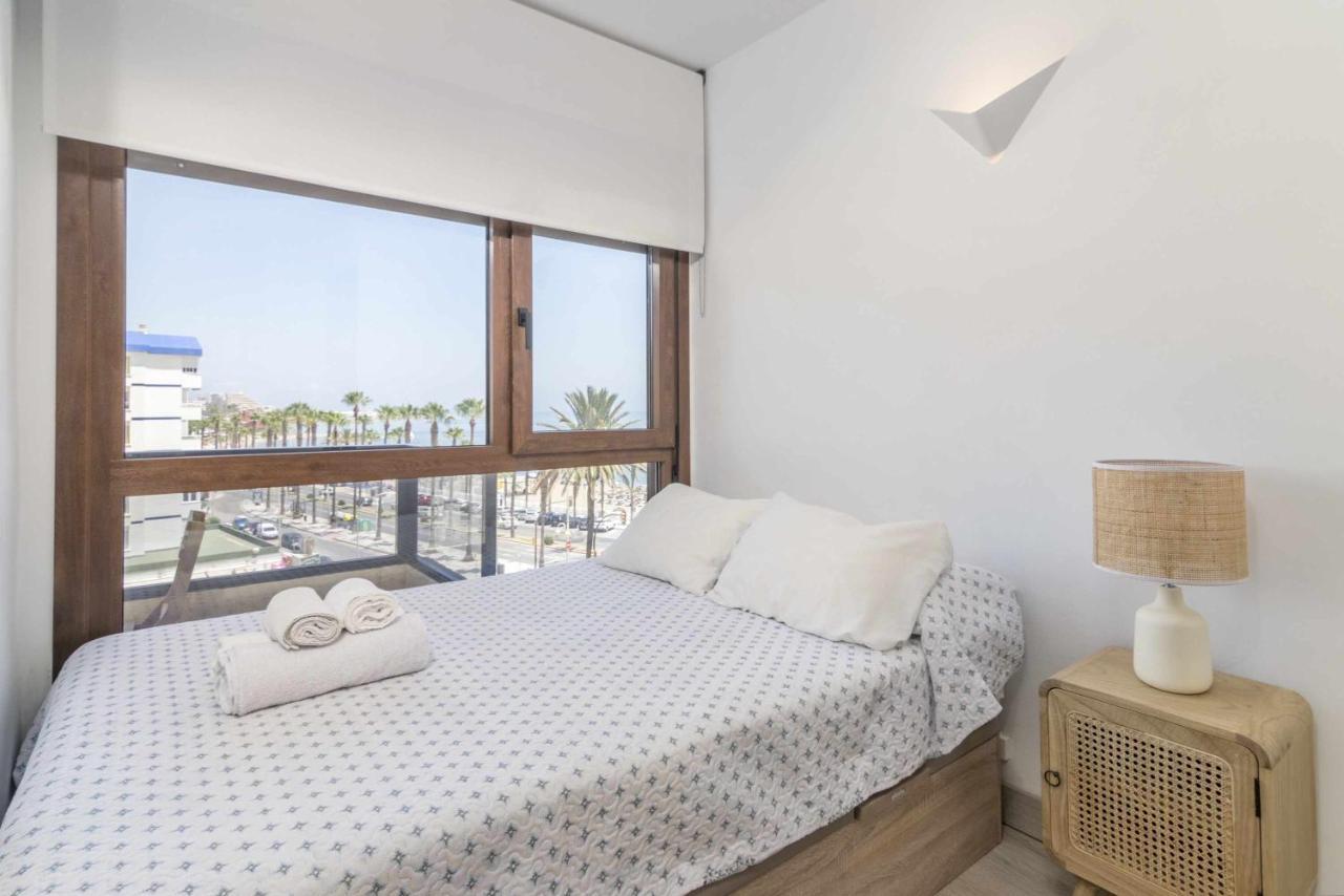 Appartement Loft In Front Of The Sea Benalmádena Extérieur photo