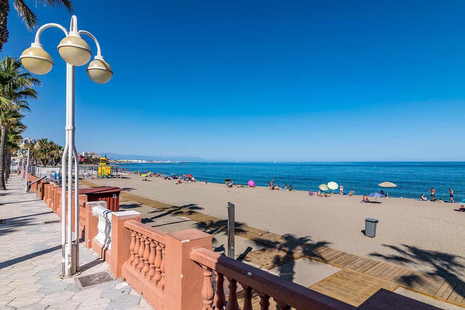 Appartement Loft In Front Of The Sea Benalmádena Extérieur photo